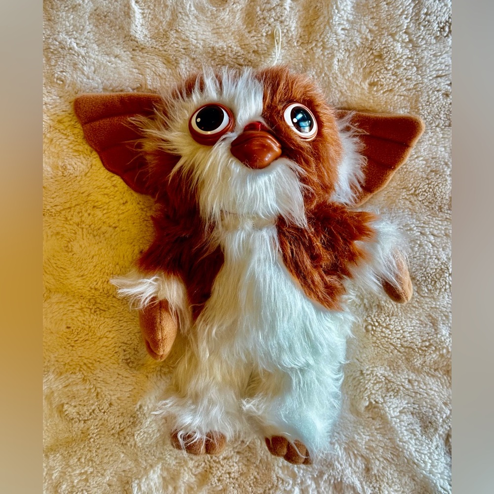 Vintage 1984 Gremlins Gizmo Hasbro Softies Squeaker Plush (works when shaken)10”